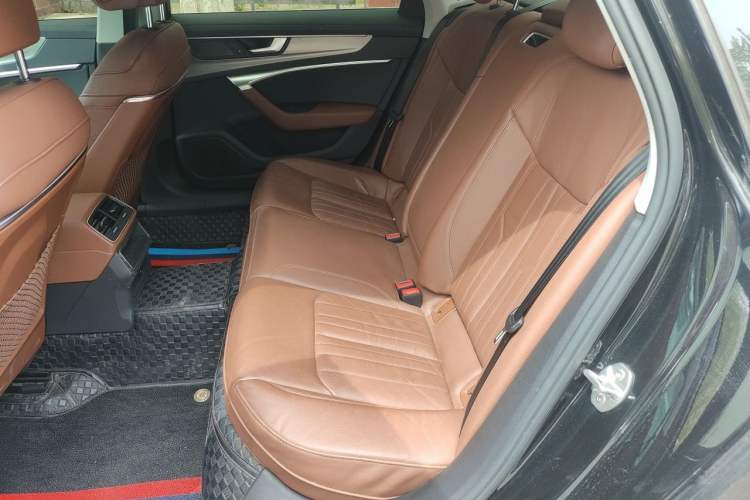 Used Audi A6L 2022 40 TFSI Luxury Prestige Edition Left Rear Seat