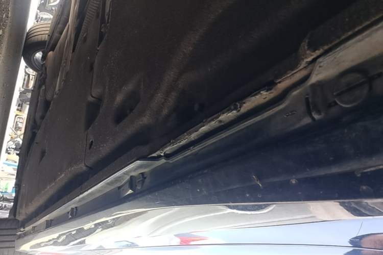 Used Audi A6L 2022 45 TFSI Prestige Elegant Edition Left Side Sill
