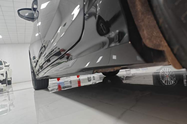 Used Audi A6L 2022 45 TFSI quattro Prestige Dynamic Edition Left Side Sill