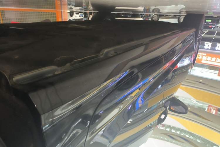 Used Audi A6L 2022 40 TFSI Luxury Dynamic Model Left Side Sill