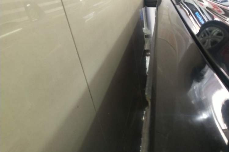 Used Audi A6L 2022 45 TFSI quattro Prestige Elegant Edition Left Side Sill