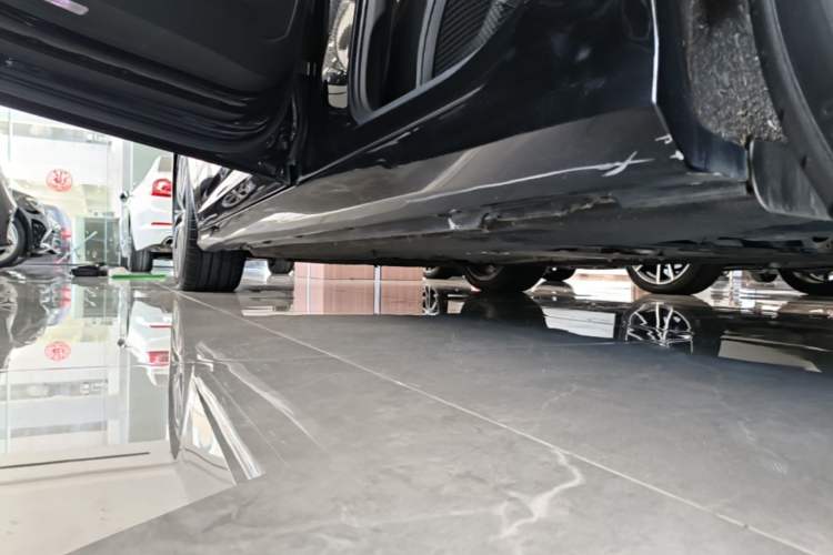 Used Audi A6L 2022 45 TFSI quattro Prestige Dynamic Edition Left Side Sill