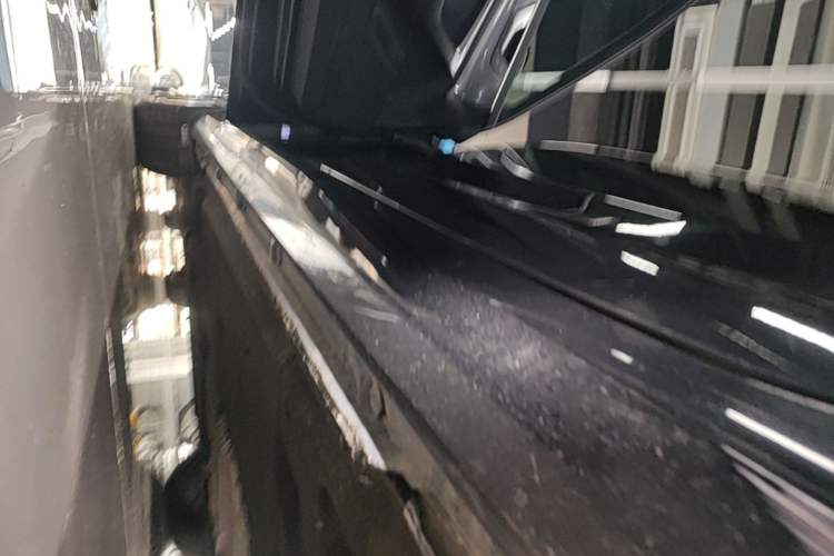 Used Audi A6L 2022 40 TFSI Luxury Dynamic Model Left Side Sill