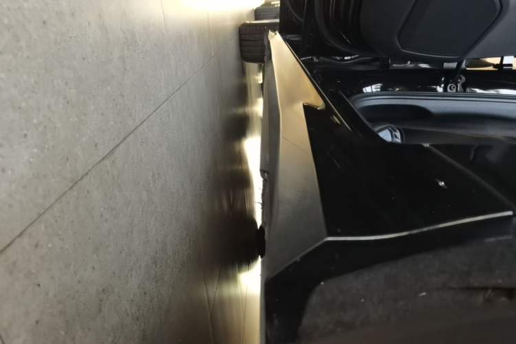 Used Audi A6L 2022 45 TFSI Prestige Dynamic Edition Left Side Sill