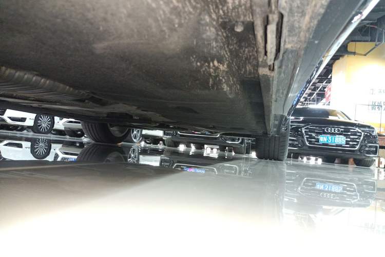 Used Audi A6L 2022 45 TFSI Prestige Dynamic Edition Left Side Sill