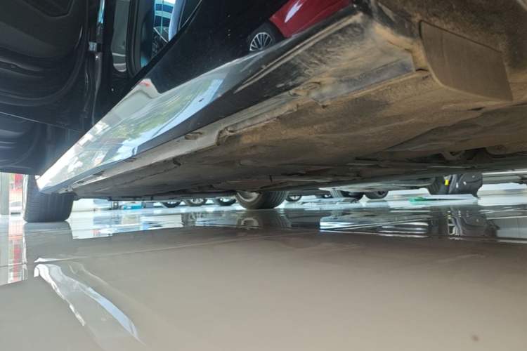 Used Audi A6L 2022 45 TFSI quattro Prestige Elegant Edition Left Side Sill
