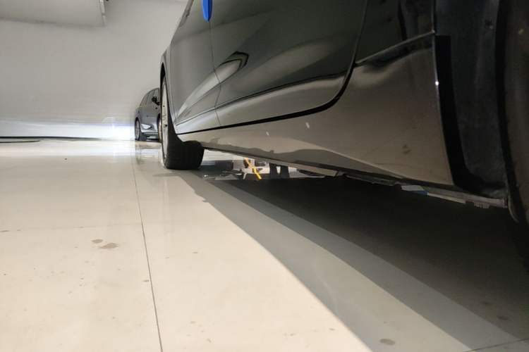 Used Audi A6L 2022 55 TFSI quattro Prestige Elegant Edition Left Side Sill