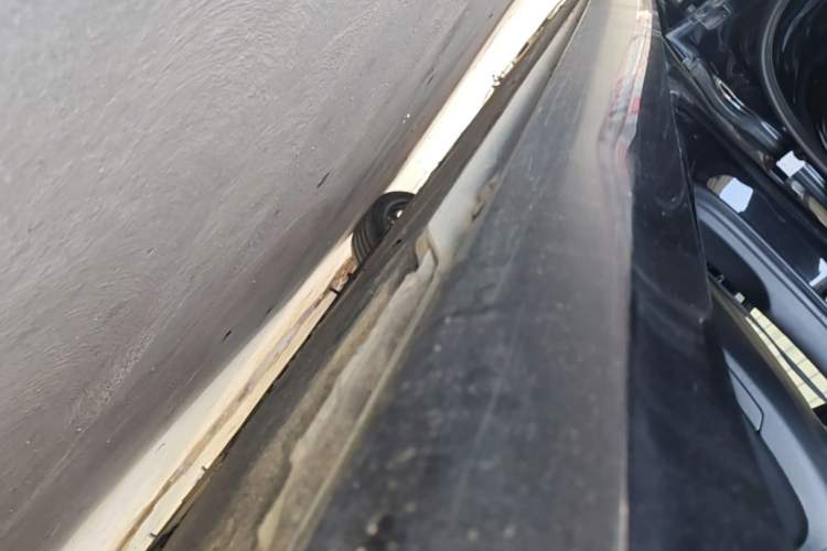 Used Audi A6L 2022 40 TFSI Luxury Dynamic Model Left Side Sill