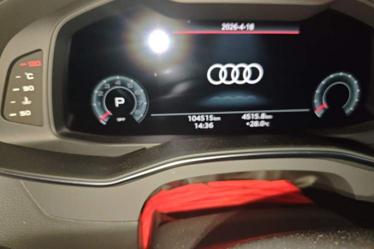 Used Audi A6L 2022 45 TFSI Prestige Dynamic Edition Odometer Close Up