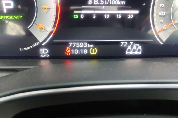 Used Audi A6L 2022 45 TFSI Prestige Dynamic Edition Odometer Close Up