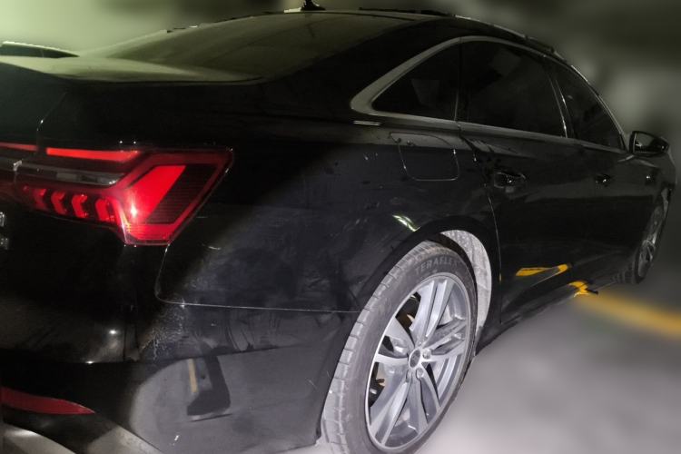 Used Audi A6L 2022 40 TFSI Luxury Dynamic Model Rear Right 45 Deg