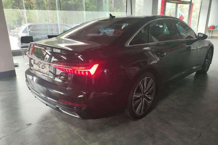 Used Audi A6L 2022 45 TFSI quattro Prestige Dynamic Edition Rear Right 45 Deg