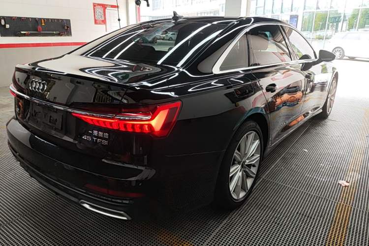 Used Audi A6L 2022 45 TFSI Prestige Dynamic Edition Rear Right 45 Deg