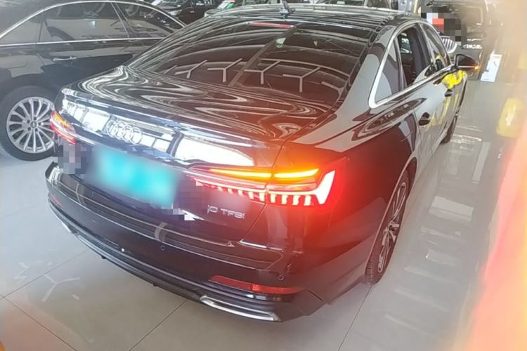 Used Audi A6L 2022 40 TFSI Luxury Dynamic Model Rear Right 45 Deg