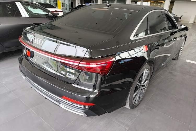 Used Audi A6L 2022 55 TFSI quattro Prestige Dynamic Edition Rear Right 45 Deg
