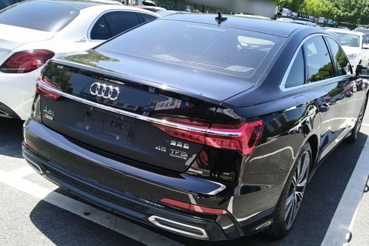 Used Audi A6L 2022 45 TFSI quattro Prestige Dynamic Edition Rear Right 45 Deg