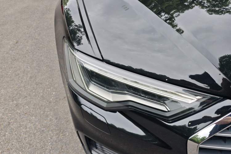 Used Audi A6L 2022 40 TFSI Luxury Dynamic Model Right Front Headlight