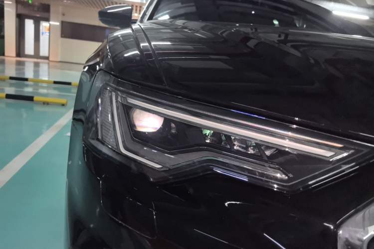 Used Audi A6L 2022 45 TFSI quattro Prestige Dynamic Edition Right Front Headlight