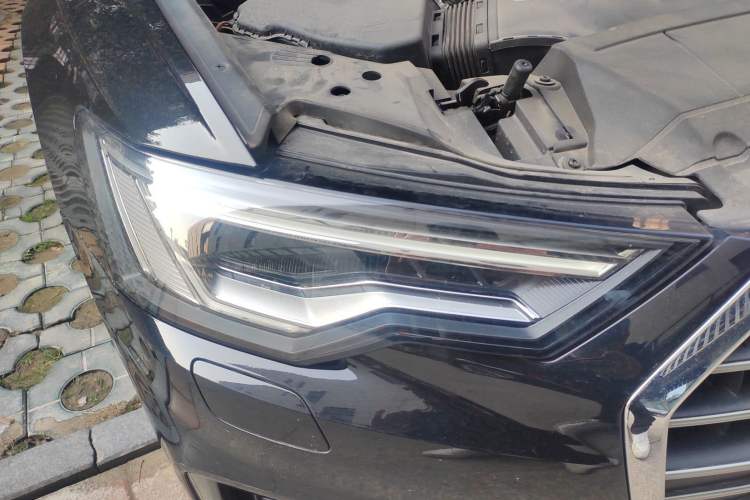 Used Audi A6L 2022 40 TFSI Luxury Dynamic Model Right Front Headlight