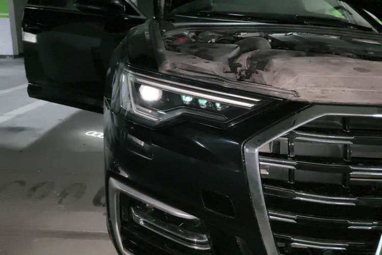 Used Audi A6L 2022 40 TFSI Luxury Dynamic Model Right Front Headlight