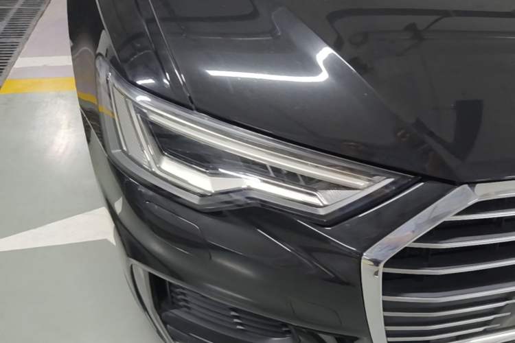 Used Audi A6L 2022 40 TFSI Luxury Dynamic Model Right Front Headlight