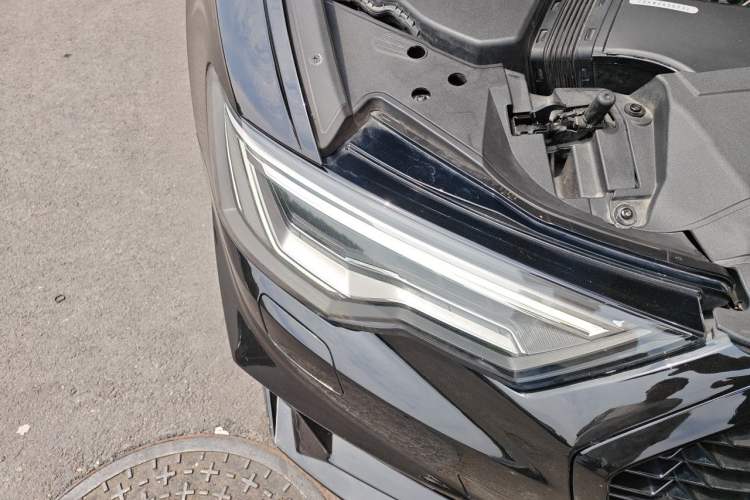 Used Audi A6L 2022 40 TFSI Luxury Dynamic Model Right Front Headlight