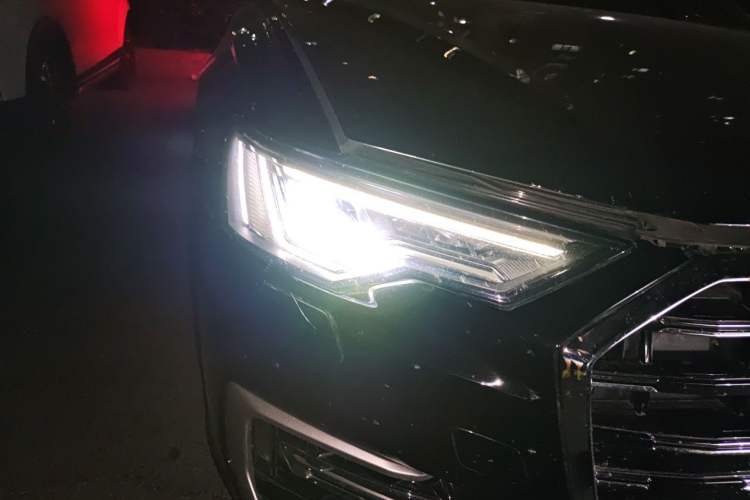 Used Audi A6L 2022 40 TFSI Luxury Dynamic Model Right Front Headlight