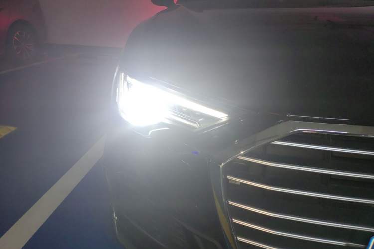 Used Audi A6L 2022 45 TFSI Prestige Dynamic Edition Right Front Headlight