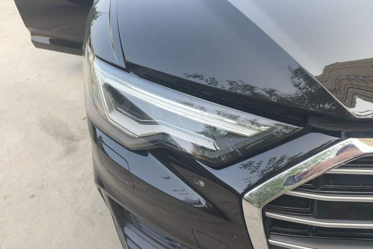 Used Audi A6L 2022 40 TFSI Luxury Dynamic Model Right Front Headlight