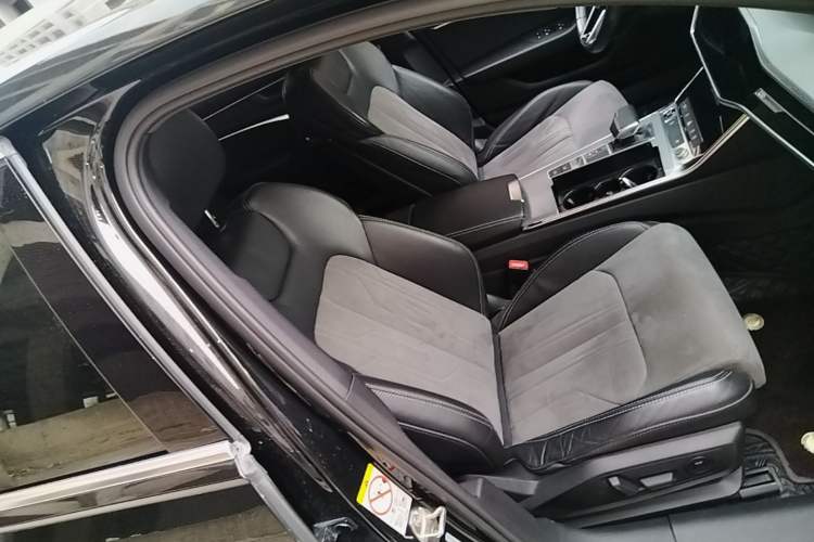 Used Audi A6L 2022 40 TFSI Luxury Dynamic Model Right Front Seat