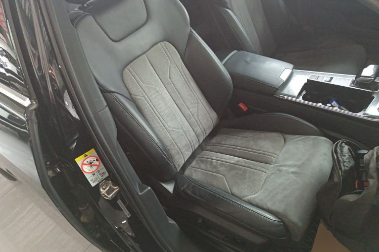Used Audi A6L 2022 45 TFSI Prestige Dynamic Edition Right Front Seat