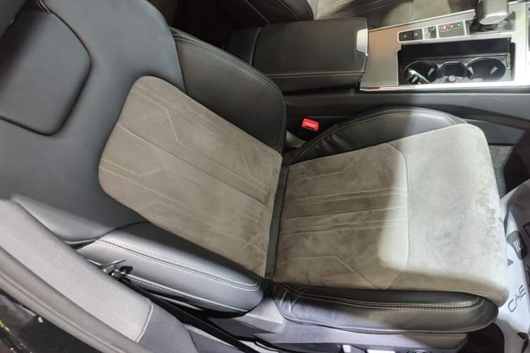 Used Audi A6L 2022 45 TFSI Prestige Dynamic Edition Right Front Seat