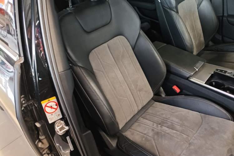 Used Audi A6L 2022 40 TFSI Luxury Dynamic Model Right Front Seat