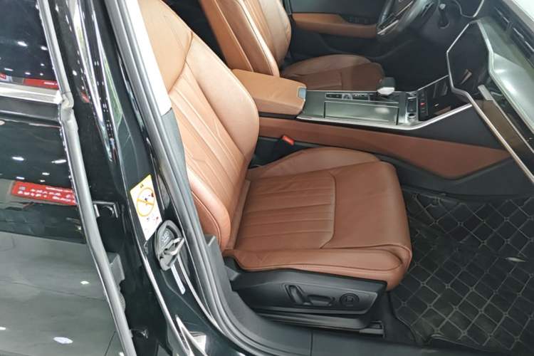Used Audi A6L 2022 40 TFSI Luxury Prestige Edition Right Front Seat