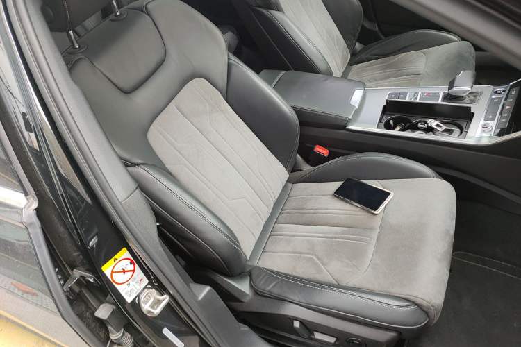 Used Audi A6L 2022 45 TFSI Prestige Dynamic Edition Right Front Seat