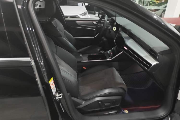 Used Audi A6L 2022 45 TFSI quattro Prestige Dynamic Edition Right Front Seat