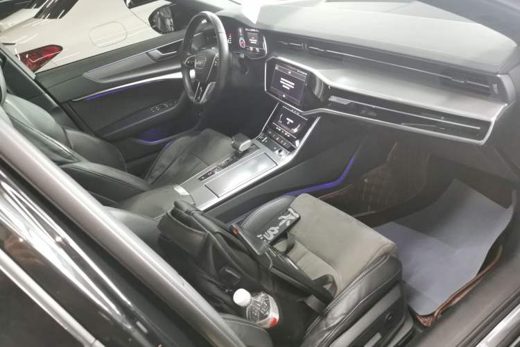 Used Audi A6L 2022 45 TFSI Prestige Dynamic Edition Right Front Seat