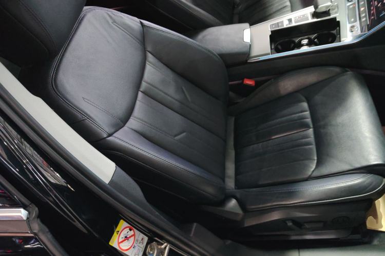 Used Audi A6L 2022 45 TFSI quattro Prestige Elegant Edition Right Front Seat