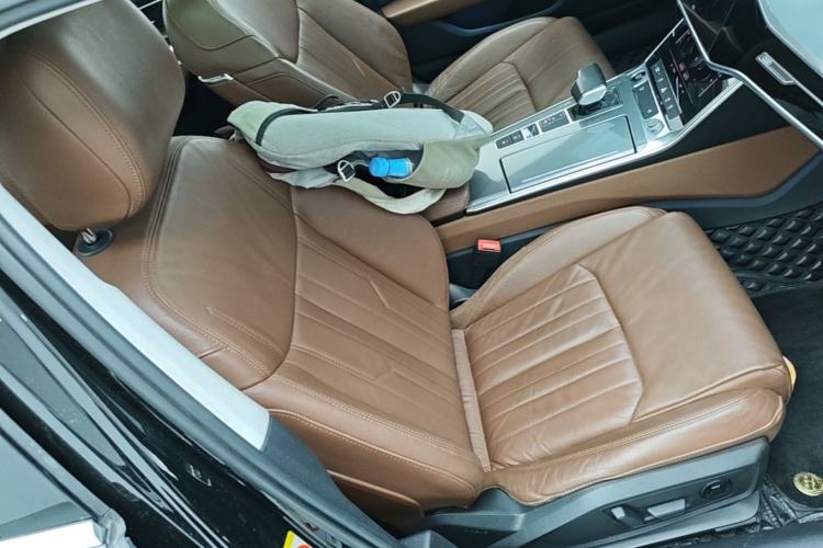 Used Audi A6L 2022 40 TFSI Luxury Prestige Edition Right Front Seat