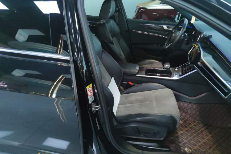 Used Audi A6L 2022 45 TFSI Prestige Dynamic Edition Right Front Seat