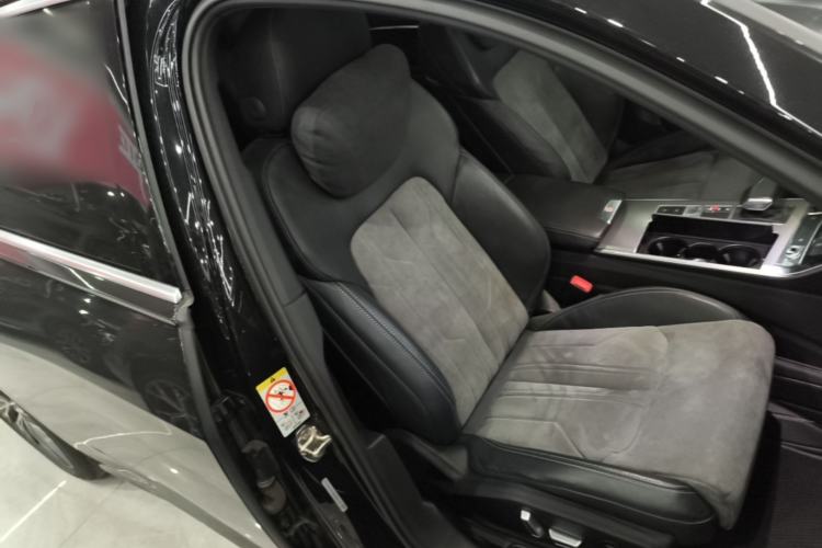 Used Audi A6L 2022 40 TFSI Luxury Dynamic Model Right Front Seat