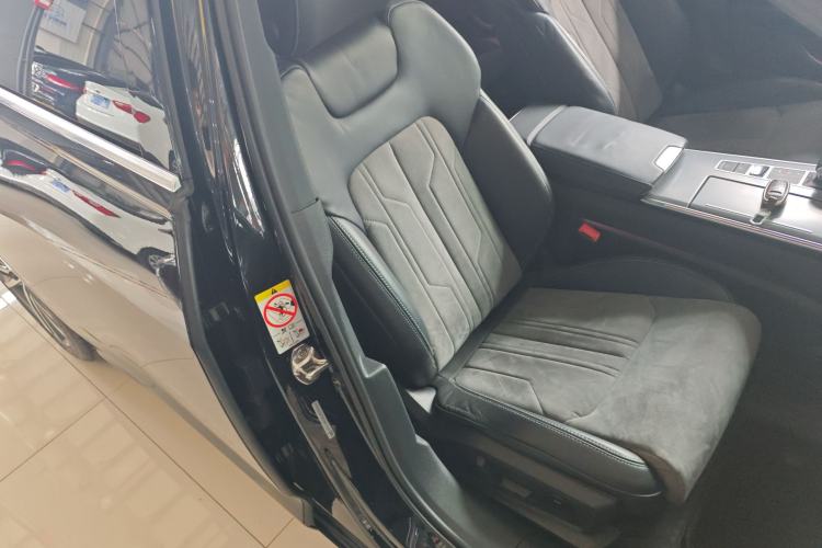 Used Audi A6L 2022 40 TFSI Luxury Dynamic Model Right Front Seat