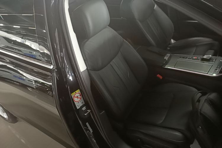 Used Audi A6L 2022 40 TFSI Luxury Prestige Edition Right Front Seat