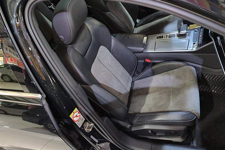 Used Audi A6L 2022 45 TFSI Prestige Dynamic Edition Right Front Seat