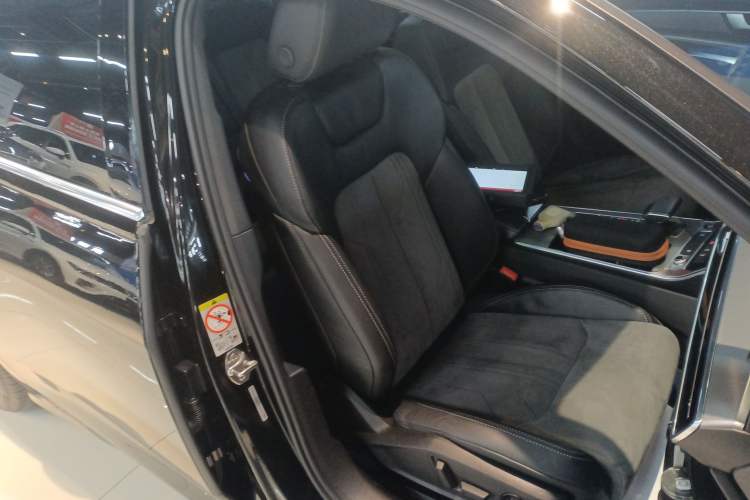 Used Audi A6L 2022 45 TFSI Prestige Dynamic Edition Right Front Seat