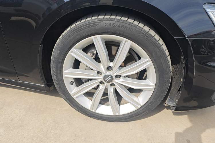 Used Audi A6L 2022 45 TFSI Prestige Dynamic Edition Right Front Wheel Hub