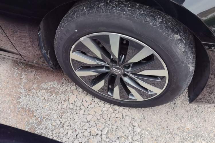 Used Audi A6L 2022 45 TFSI Prestige Elegant Edition Right Front Wheel Hub