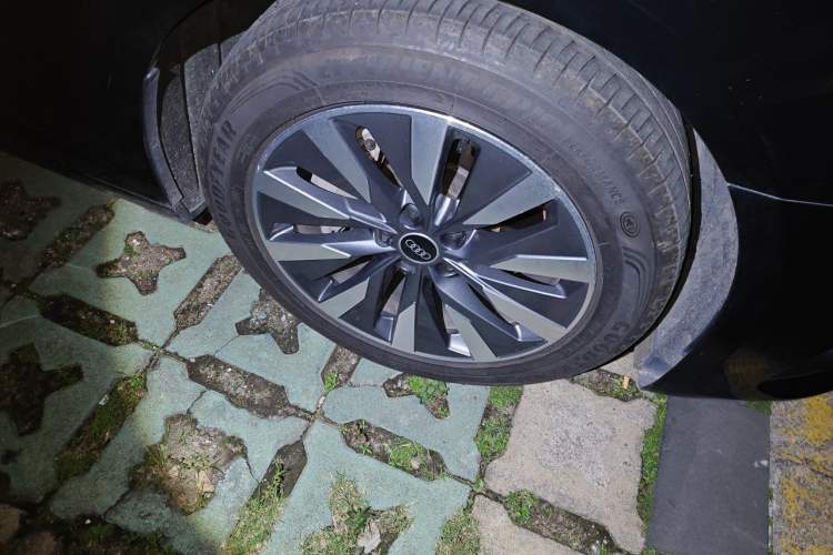 Used Audi A6L 2022 45 TFSI Prestige Elegant Edition Right Front Wheel Hub