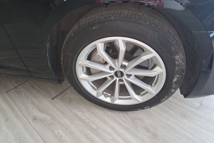 Used Audi A6L 2022 40 TFSI Luxury Prestige Edition Right Front Wheel Hub