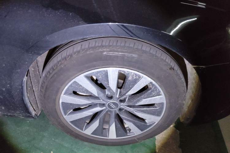 Used Audi A6L 2022 45 TFSI Prestige Elegant Edition Right Front Wheel Hub